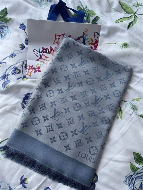 louis vuitton schal blau|Louis Vuitton sjal.